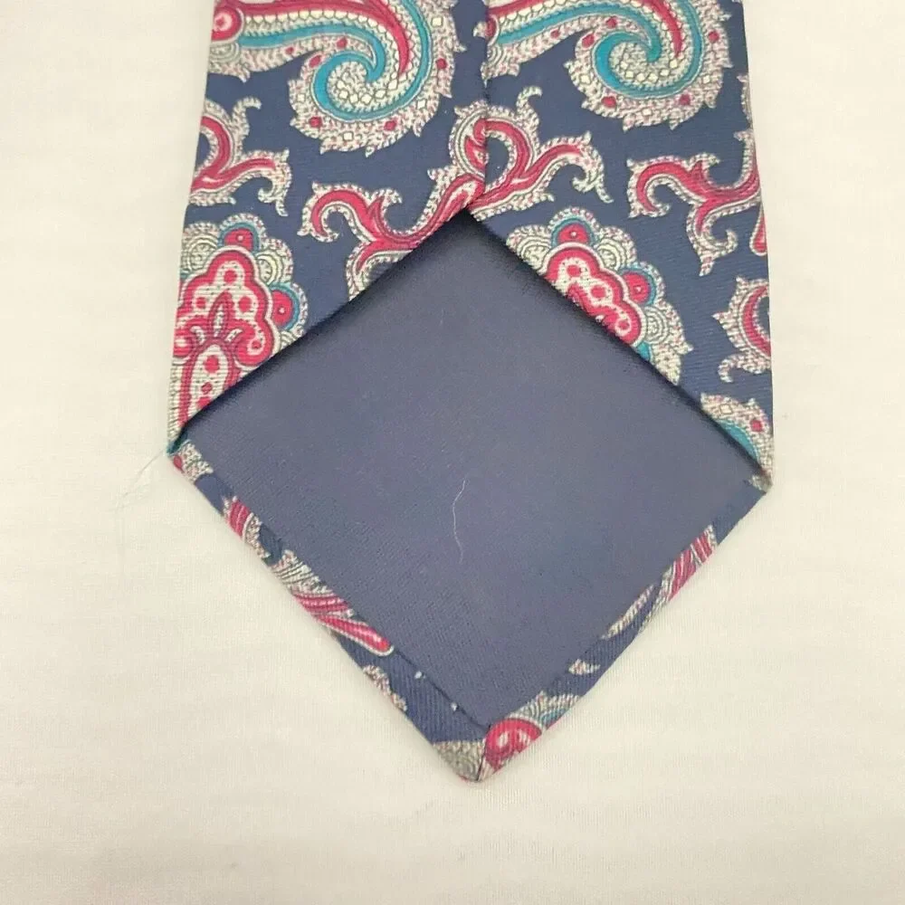 #5562 Bert Pulitzer Red Multicolored Paisley Necktie, Tie 57X3.25